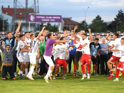Cine se va bucura din nou, în Trivale, după Campionii FC Argeş - UTA?
