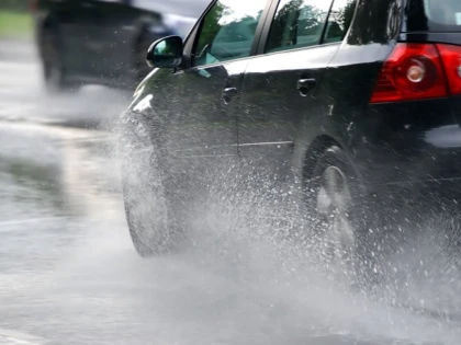 Circulați preventiv! Recomandările IPJ Arad în caz de instabilitate atmosferică