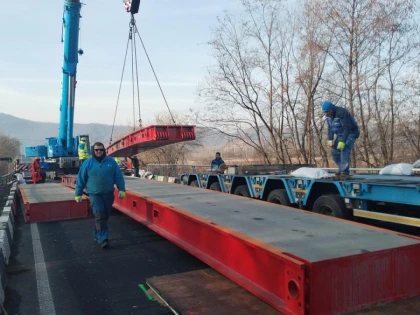 Circulația rutieră a fost oprită pe DN 7, între Bătuța și Gothatea, județul Hunedoara