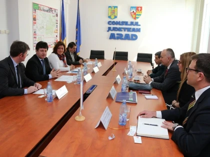 CJ Arad a primit vizita unei delegaţii a Camerei de Comerţ din Vojvodina