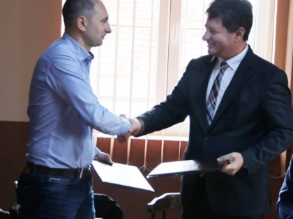 CJA a semnat contractul pentru modernizarea drumului Sânmartin – Șimand – Olari – Caporal Alexa