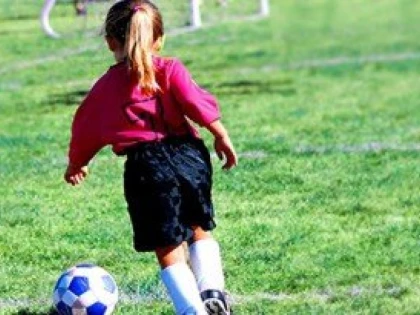 Clubul UTA, partener la Cupa Mărţişorul la fotbal feminin