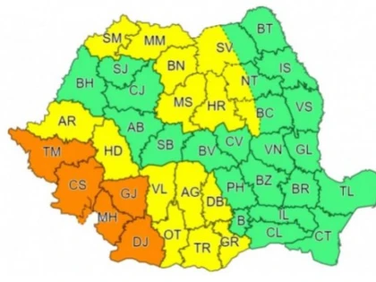 Cod galben de furtuni şi ploi torenţiale pentru județul Arad