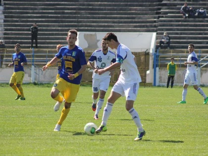Cod roşu în Liga a II-a: s-au mai retras două echipe