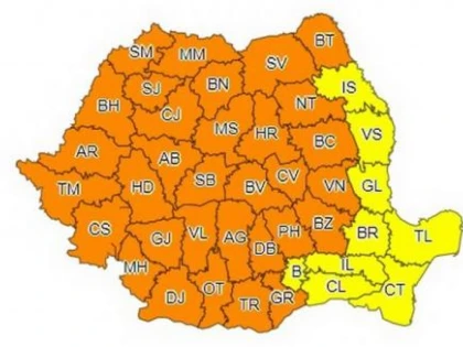 Codul roșu de caniculă se transformă în cod portocaliu de furtuni
