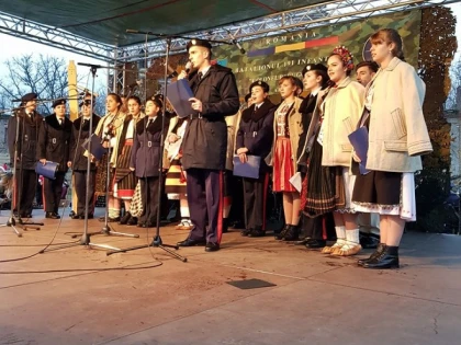 Colindele au răsunat în Cetatea Aradului (FOTO)