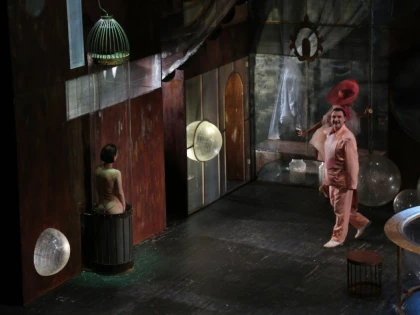 Comedie în premieră, pe scena Teatrului Clasic Ioan Slavici