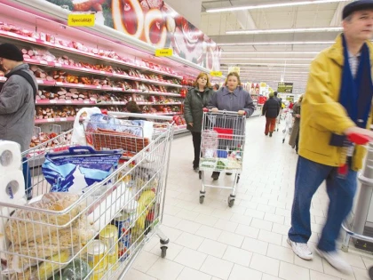 COMERTUL ALIMENTAR A PIERDUT IN CRIZA 30.000 DE LOCURI DE MUNCA