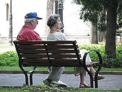 Comisia Europeană cere României egalizarea vârstei de pensionare la bărbați și femei