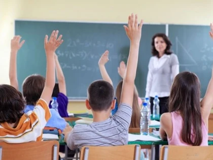 Comitetul pentru Situații de Urgență a întocmit planul după care se vor desfășura cursurile în școli