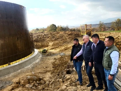 Compania de Apă Arad construiește un rezervor nou de apă potabilă la Hălmagiu