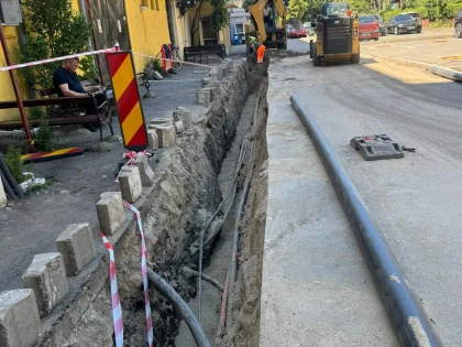 Compania de Apă Arad modernizează rețeaua din cartierul Aurel Vlaicu. Presiune mai bună la apă pentru locatarii de la etajele superioare