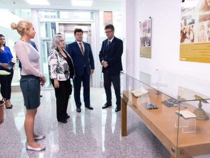 Complexul muzeal găzduiește expoziția „300 de ani de viață evreiască la Arad“