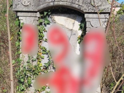 Comunitatea evreiască din Arad se simte amenințată, după ultimele incidente cu morminte vandalizate