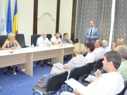 CONCURENTA SI FINANTARILE PNDR, SUBIECTE DE INTERES LA CCIA ARAD