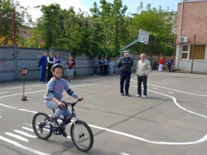 CONCURS DE EDUCAŢIE RUTIERĂ PENTRU ELEVI