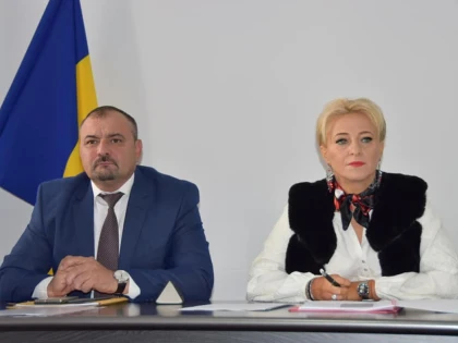 Conducerea Prefecturii Arad a fost schimbată. Olimpia Popa este noul subprefect