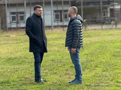 Consiliul Județean modernizează baza sportivă de la Moneasa