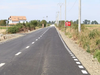 Consiliul Judeţean realizează marcaje rutiere în tot judeţul