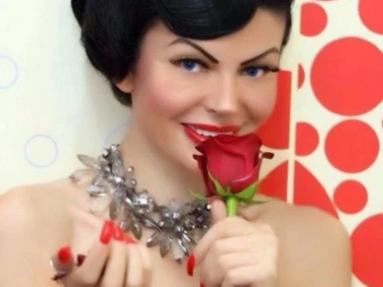 CONSUELO DE MONACO, MUTILATA IN NUMELE FRUMUSETII: "AM PLANS DE DURERE"