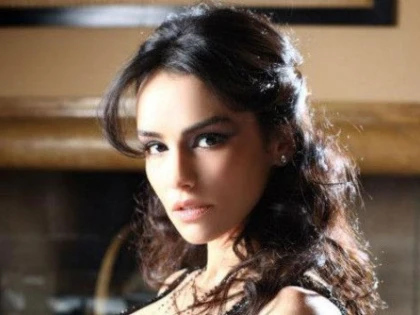 CONSUELO PARE INDIFERENTA LA ESCAPADELE LUI ADRIAN MUTU