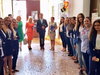 Consulul general al României la Gyula a participat la Campania națională “Informare acasă! Siguranță în lume!”