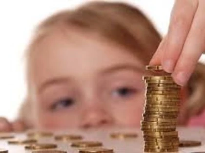 Copiii cărora li s-ar putea suspenda alocația. Condițiile impuse de stat