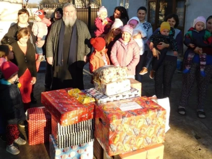 Copiii defavorizați din Arad, ajutați de comunitatea românească din Viena