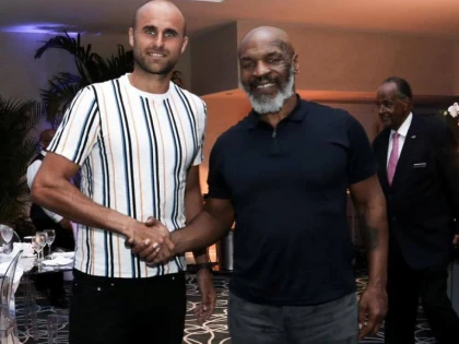 Copil l-a întâlnit pe Tyson, în cantonamentul Serenei Williams