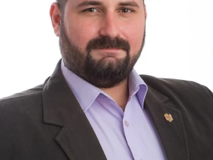 Cosmin Buruc: Consilierii PSD au depus de două luni un proiect pentru scutirea de taxe a micilor întreprinzători, afectați de pandemie