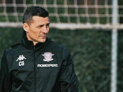 Costel Gâlcă: „Ne așteaptă un meci intens. UTA nu pierde acasă”