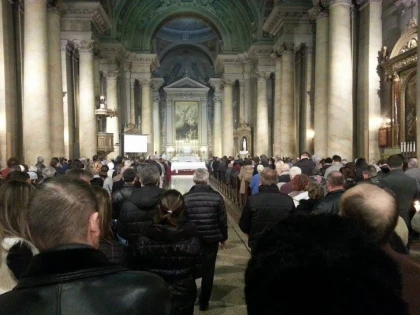 CREDINCIOSII CATOLICI DIN ARAD AU SARBATORIT IN ACEASTA SEARA INVIEREA