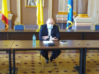 Creșterea cazurilor de COVID-19 l-a trezit din somn pe prefectul Toth Csaba