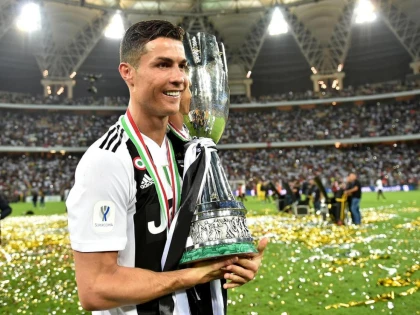 Cristiano Ronaldo, fotbalistul anului la Globe Soccer Awards
