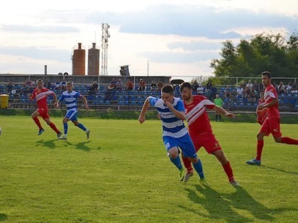 Crişul pierde derby-ul pentru şefia din "C8", Lipova va ataca play-off-ul din afara podiumului!