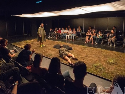 Criza refugiaților – subiect de spectacol pe scena Teatrului Clasic ”Ioan Slavici”