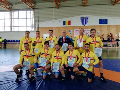 CS Astra Arad e campioană naţională la lupte greco-romane