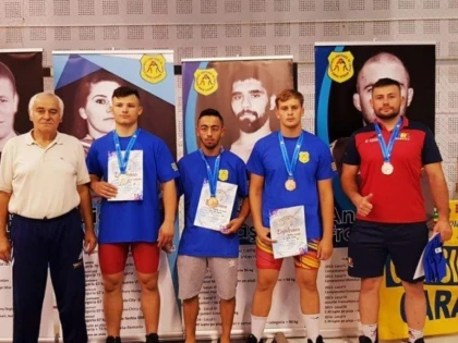 CS Astra Arad, medaliată la Naţionalele de lupte greco-romane
