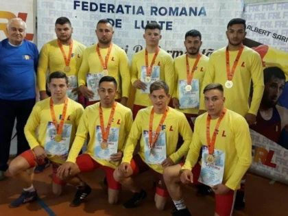 CS Astra e campioană absolută pe salteaua de lupte