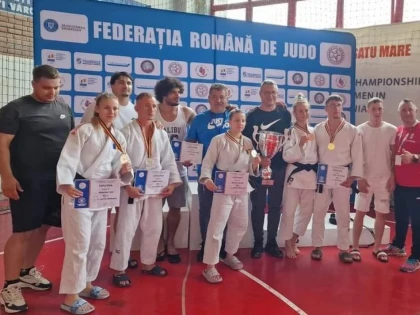 CS Universitatea Arad este în top pe tatami: șase medalii la Cupa României de judo și Naționalele de Ne-Waza!
