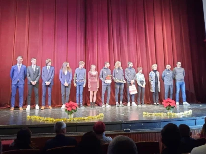 CS Universitatea Arad și-a premiat sportivii într-o altfel de gală, pe scena Teatrului „Ioan Slavici”