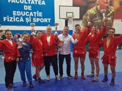 CS Universitatea Arad și Victoria Nădlac au făcut legea la Naționalele de sambo