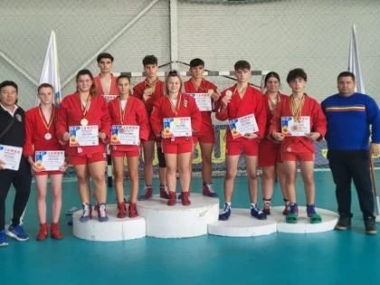 CS Universitatea Arad și Victoria Nădlac au medaliați naționali la sambo