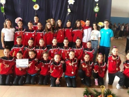 CS Universitatea şi CS Urania, salbă de medalii în cetatea Devei