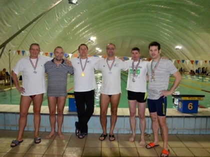 CSM Arad, medalii la un concurs masters de înot