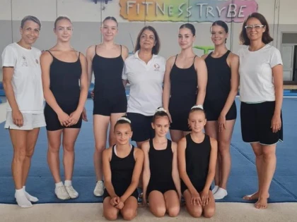 CSM Arad reprezintă România la tabăra de gimnastică aerobică din Italia