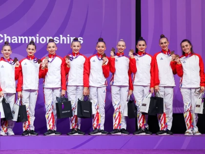 Cu arădencele Carina și Andra Crainic în lot, echipa României a luat bronzul mondial al junioarelor la gimnastică ritmică! (FOTO)