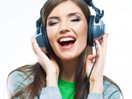 CUM ITI AFECTEAZA CASTILE AUDIO SANATATEA