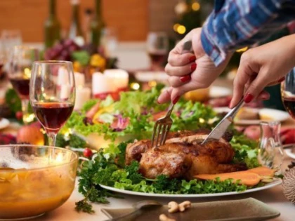 Cum putem trece peste excesele alimentare făcute de sărbători