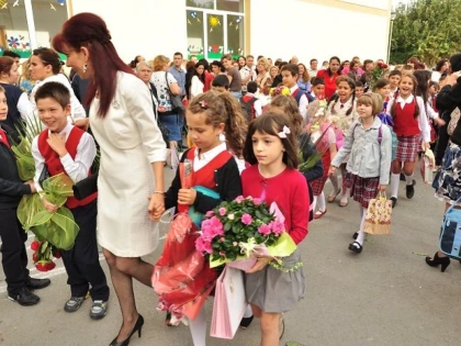 Cum s-ar putea schimba structura anului școlar de anul viitor